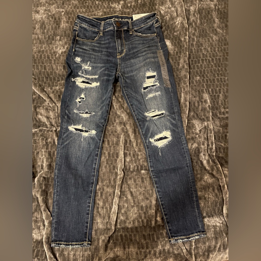 NWT American Eagle jeans size 10 short